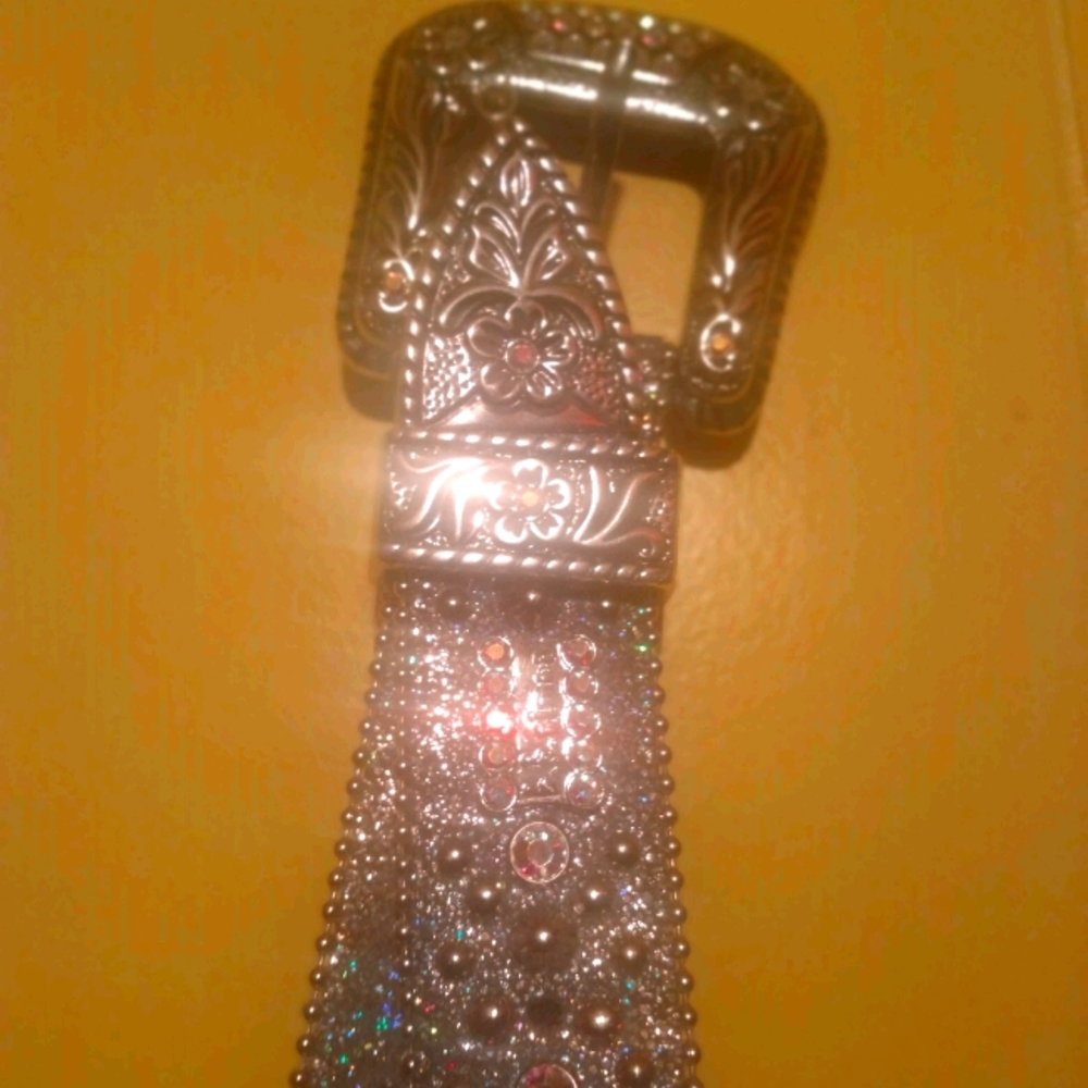 B.b simon belt